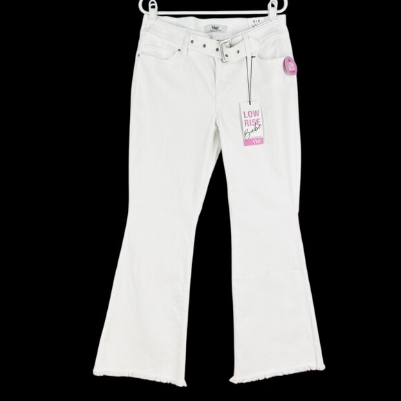 YMI Women's Low Rise White Babe Flare Jeans 13/31 Stretch Raw Hem NWT - Picture 1 of 16